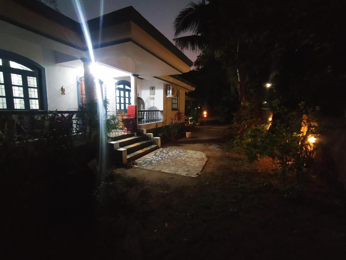 Casamore Vagator Bagian luar foto